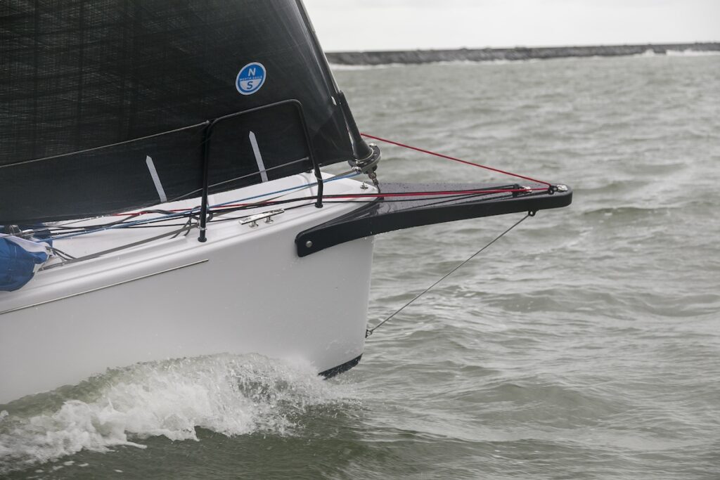 Foco en_3 Beneteau First 30